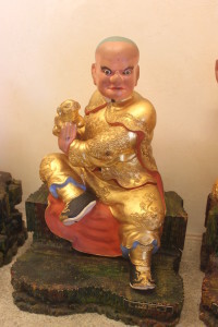 進獅尊者